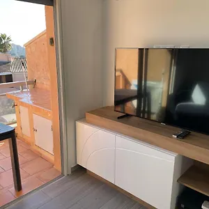 https://appartement-t2-dans-residence-calme-avec-piscine.fr-provencehotel.com