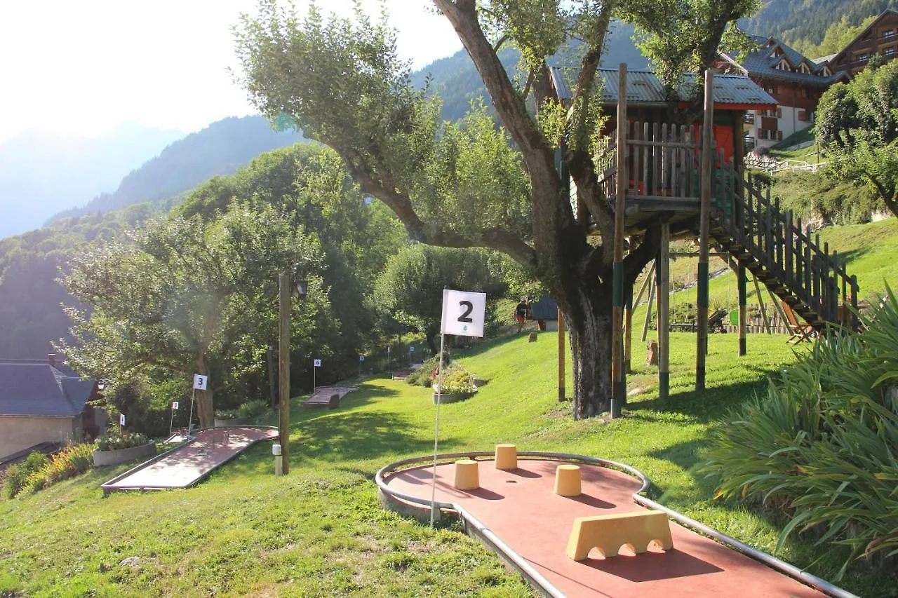 Chalet La Perle De L'Oisans - Appartements D'Exception Vaujany 0*,  France
