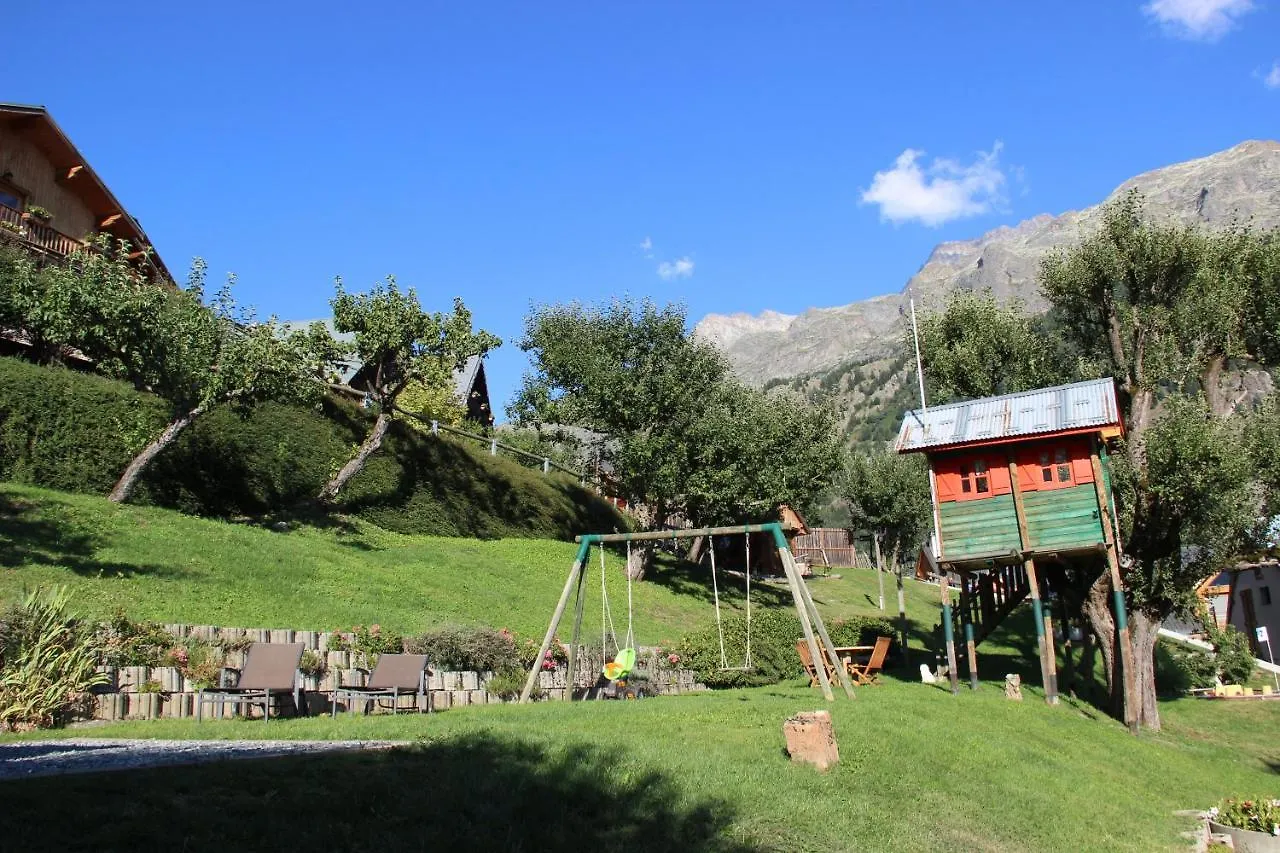 Chalet La Perle De L'Oisans - Appartements D'Exception Vaujany Apartment